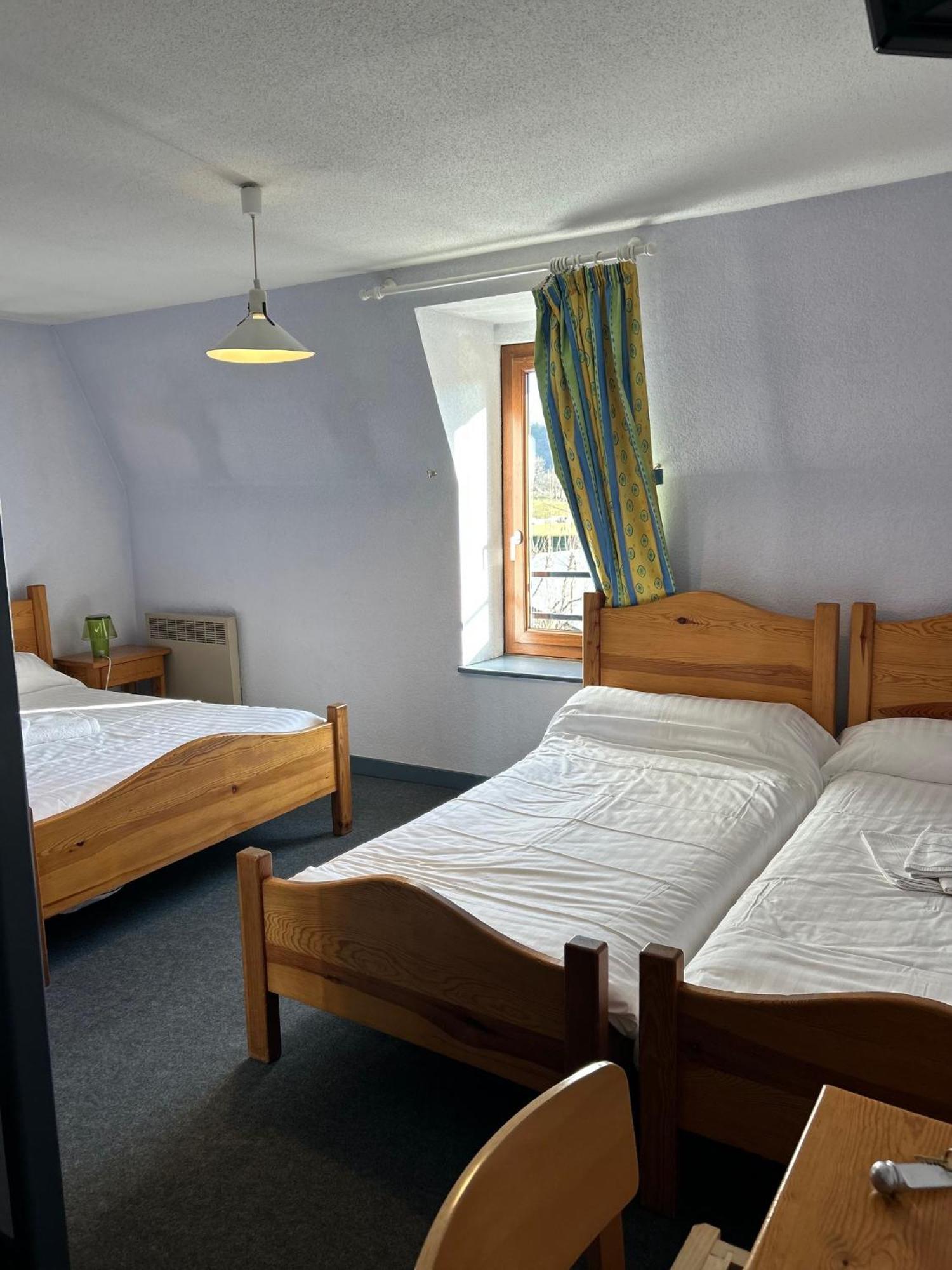 Aux Globe-Trotters Hotell Murat  Exteriör bild