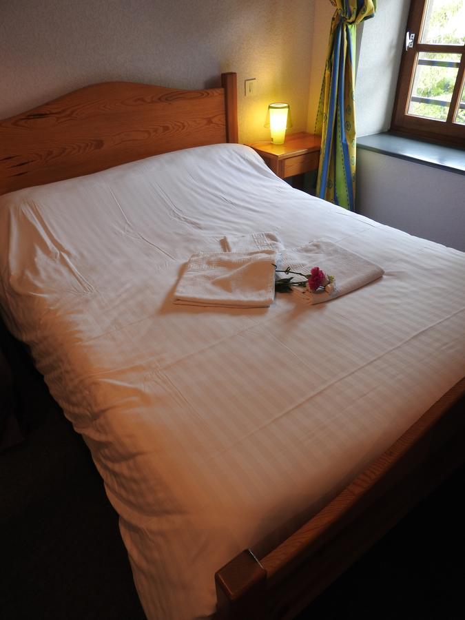 Aux Globe-Trotters Hotell Murat  Exteriör bild